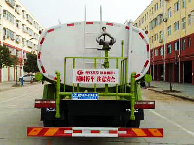 东风国六大多利卡绿化喷洒车（14.5吨）