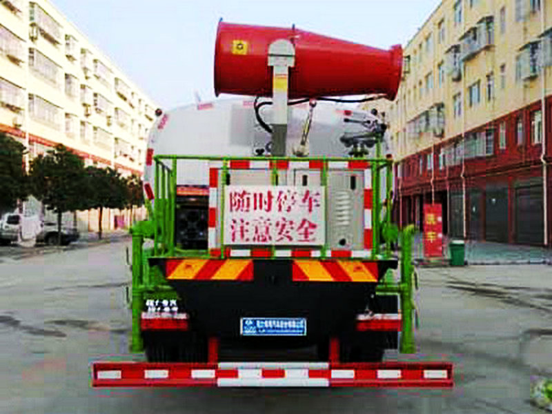 东风国六大多利卡绿化喷洒车（14.5吨）